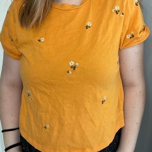 🦋Pacsun yellow embroidered flower top